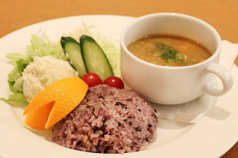 国産生姜と鶏挽肉のスープ