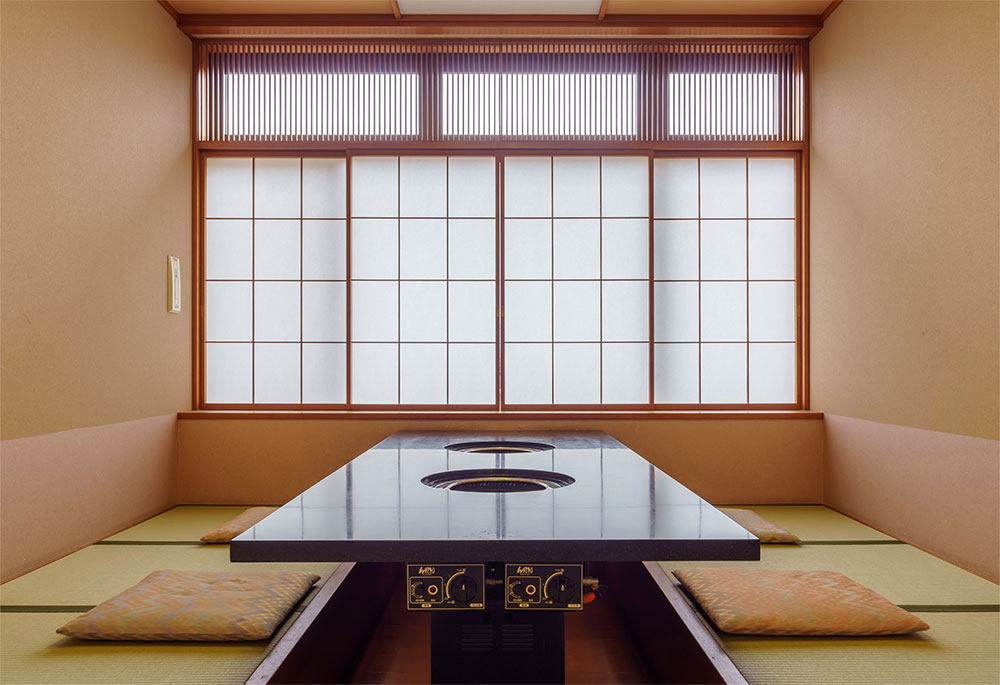 炭火焼＆和風ダイニングあじさい