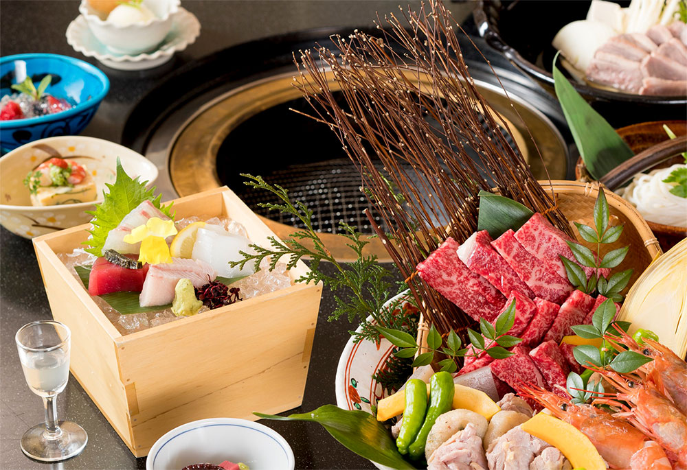 炭火焼＆和風ダイニングあじさい