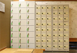 画像:鍵付きロッカー