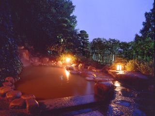 Ichi no Yu, outdoor hot spring bath, night view