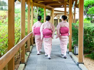 Staff in kimono