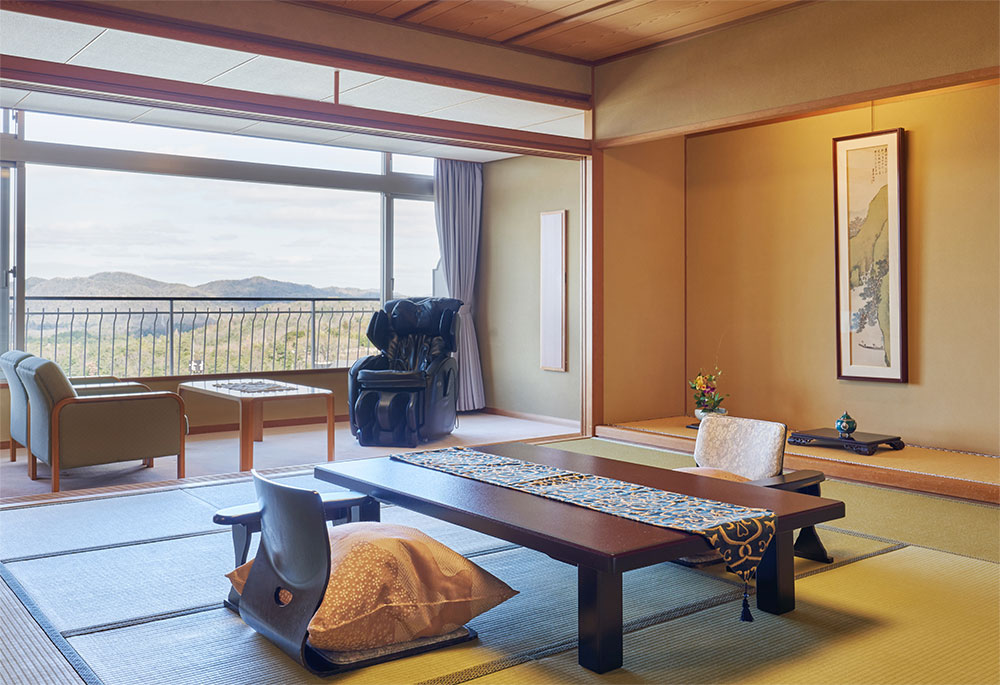 ベッドルーム付客室